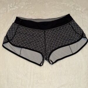 Lululemon Shorts Womens Size 10 Black White Speckle High Rise Run Athletic Lined